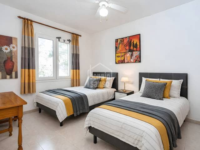 3 bedroom Villa for sale in Es Mercadal with garage - € 635,000 (Ref: 9691387)