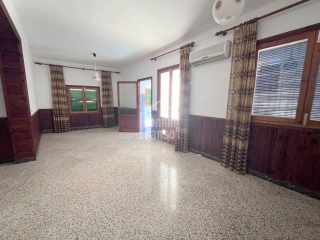 4 bedroom Penthouse for sale in Vilafranca de Bonany - € 389,000 (Ref: 9697813)