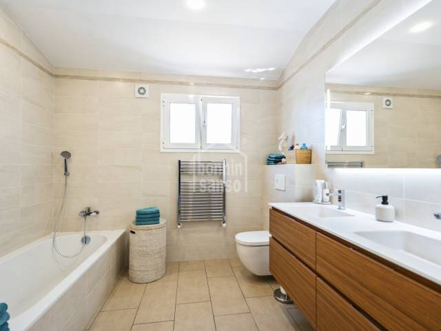 4 Zimmer Penthouse zu verkaufen in Mahón / Maó mit Pool - 925.000 € (Ref: 9697891)