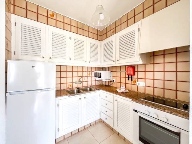 2 sypialnia Apartament przy plaży na sprzedaż w Alayor / Alaior - 310 000 € (Ref: 9714043)