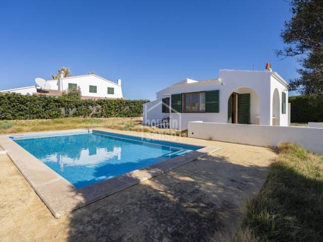 Chalet de 3 habitaciones en Ciutadella, Ciutadella de Menorca en venta con piscina - 548.500 € (Ref: 9722620)