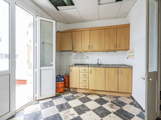 2 Zimmer Wohnung zu verkaufen in Mahón / Maó - 290.000 € (Ref: 9730885)