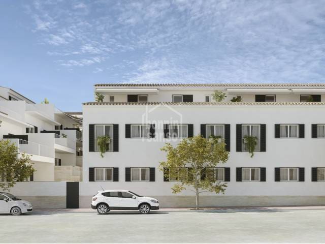 2 bedroom Flat for sale in Es Mercadal with pool - € 557,000 (Ref: 9733953)