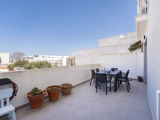 3 bedroom Flat for sale in Mahon / Mao with pool - € 490,000 (Ref: 9740069)