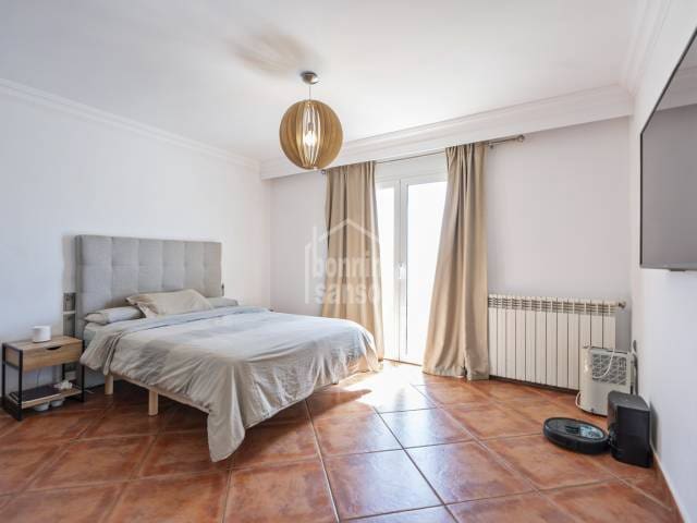 5 bedroom Villa for sale in Ciutadella de Menorca with pool garage - € 895,000 (Ref: 9769921)