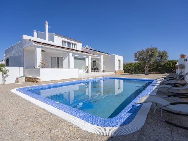 5 soverom Villa til salgs i Ciutadella, Ciutadella de Menorca med svømmebasseng garasje - € 895 000 (Ref: 9769921)