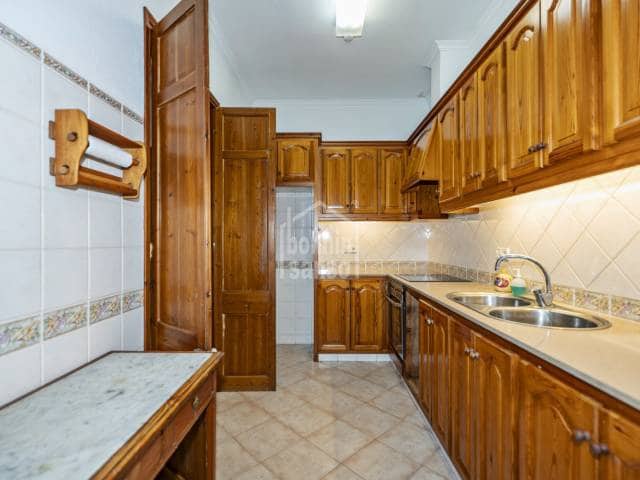 Ático de 5 habitaciones en Mahón / Maó en venta - 850.000 € (Ref: 9783365)