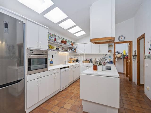 Finca/Casa Rural de 4 habitaciones en Mahón / Maó en venta con piscina - 1.950.000 € (Ref: 9784367)