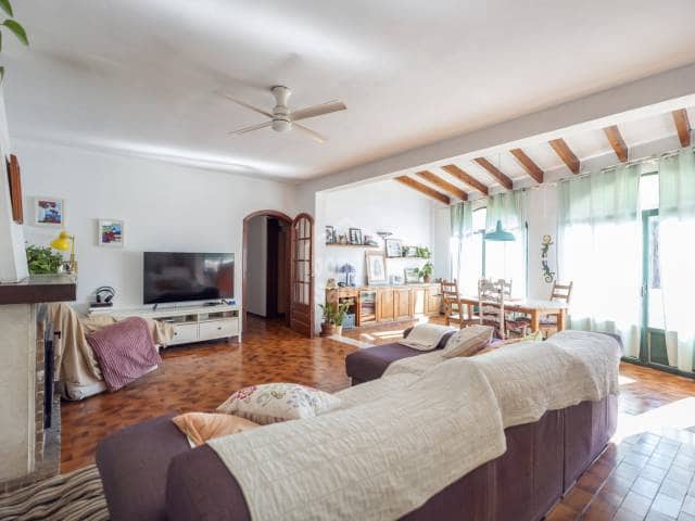 3 bedroom Finca/Country House for sale in Ciutadella, Ciutadella de Menorca with pool garage - € 995,000 (Ref: 9801424)