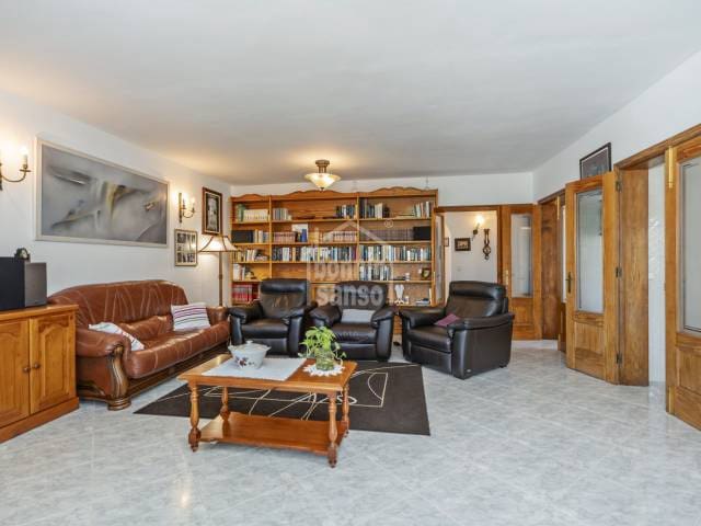 Chalet de 3 habitaciones en Mahón / Maó en venta con piscina garaje - 1.150.000 € (Ref: 9805529)