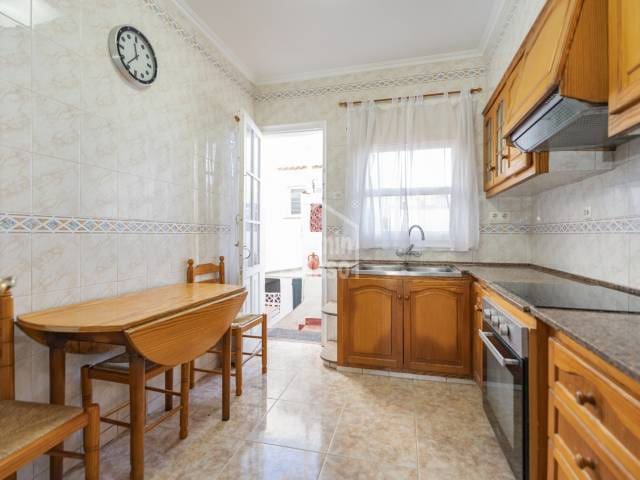 3 bedroom Penthouse for sale in Mahon / Mao - € 375,000 (Ref: 9806930)