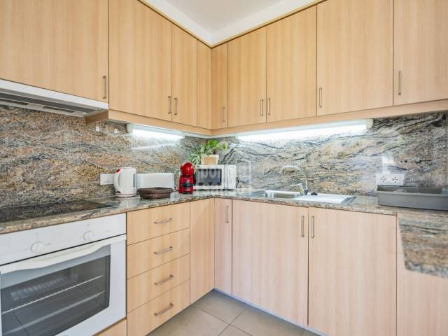 2 slaapkamer Strandappartement te koop in Alayor / Alaior met zwembad - € 320.000 (Ref: 9808350)