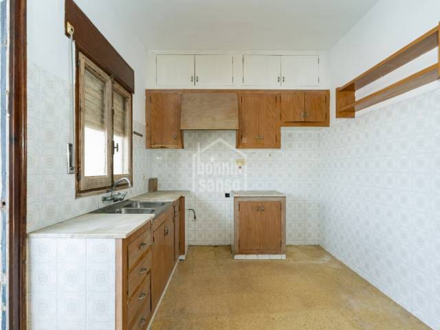 5 Zimmer Wohnung zu verkaufen in Mahón / Maó - 295.000 € (Ref: 9814670)