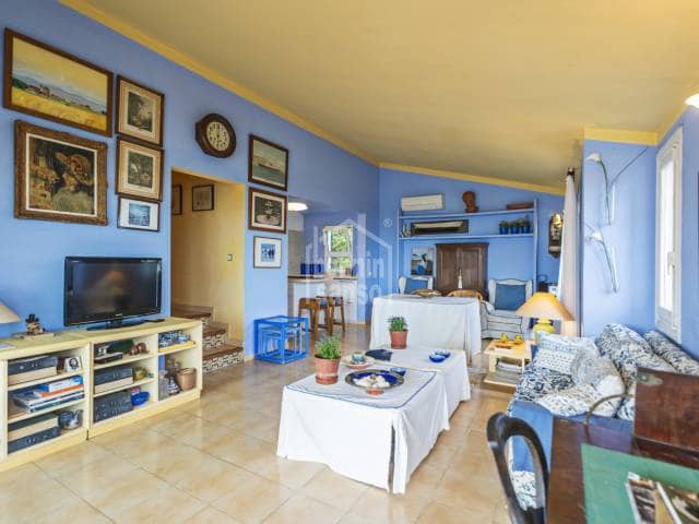3 chambre Villa/Maison à vendre à Mahón / Maó avec piscine garage - 700 000 € (Ref: 9821647)