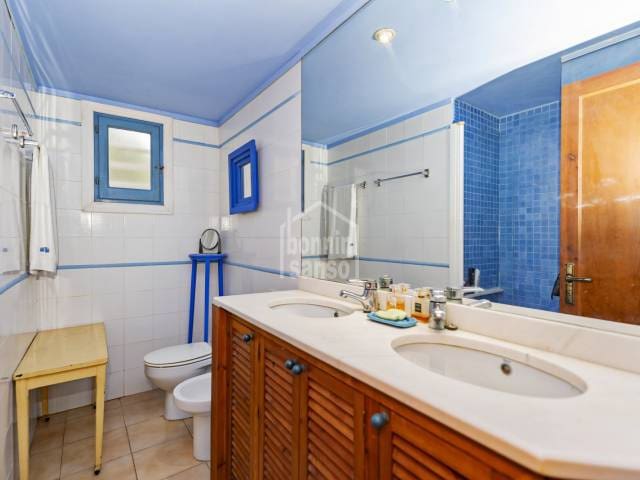 3 chambre Villa/Maison à vendre à Mahón / Maó avec piscine garage - 700 000 € (Ref: 9821647)