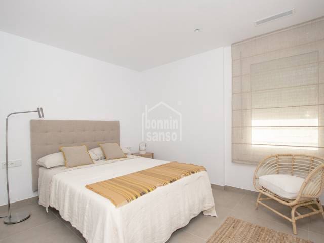 2 bedroom Flat for sale in Mahon / Mao - € 395,000 (Ref: 9841027)