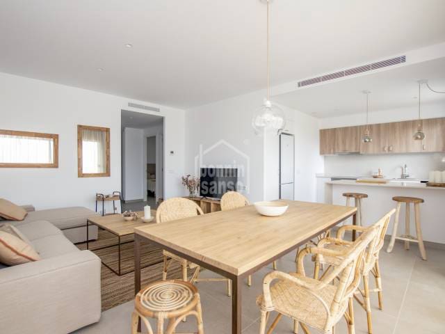 2 bedroom Flat for sale in Mahon / Mao - € 395,000 (Ref: 9841027)