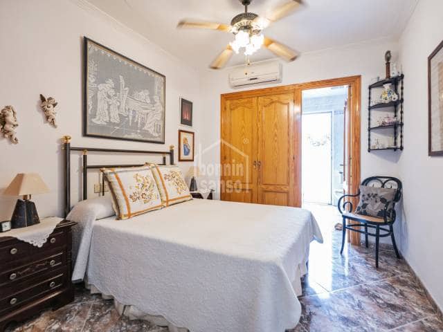 2 slaapkamer Penthouse te koop in Ciutadella, Ciutadella de Menorca - € 430.000 (Ref: 9844357)
