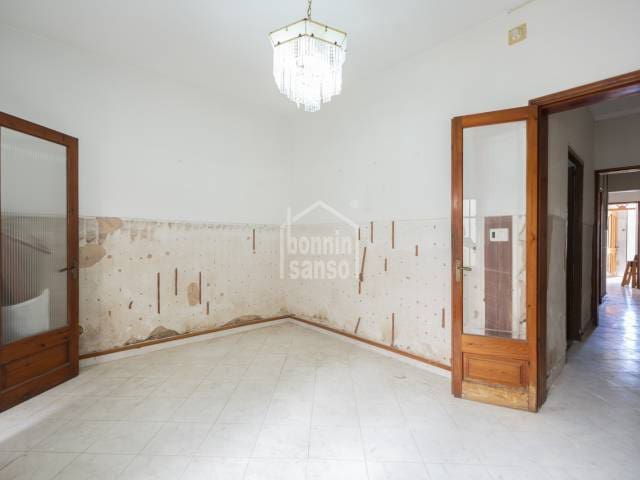 3 soverom Leilighet til salgs i Ciutadella, Ciutadella de Menorca - € 320 000 (Ref: 9865489)