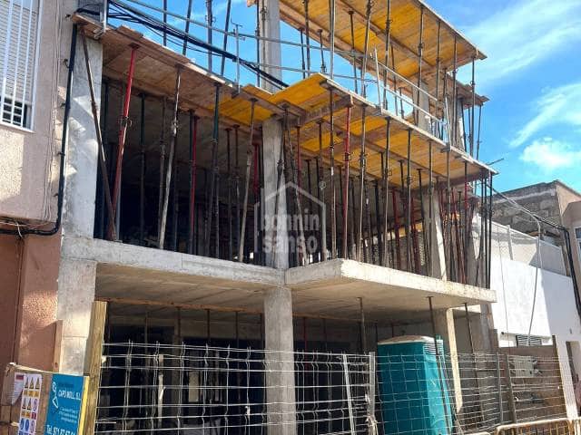 3 soveværelse Lejlighed til salg i Ciutadella de Menorca - € 403.500 (Ref: 9865892)