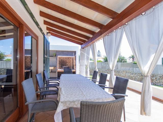 4 soverom Villa til salgs i Ciutadella de Menorca med svømmebasseng garasje - € 1 330 000 (Ref: 9865893)