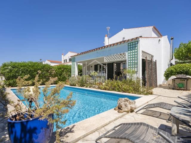 3 chambre Villa/Maison à vendre à Es Castell avec piscine - 625 000 € (Ref: 9877521)