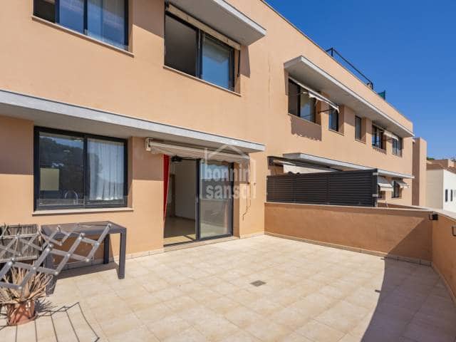 3 bedroom Flat for sale in Es Castell - € 373,000 (Ref: 9883549)