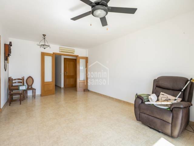3 bedroom Flat for sale in Es Castell - € 373,000 (Ref: 9883549)