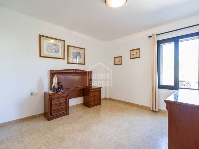 3 bedroom Flat for sale in Es Castell - € 373,000 (Ref: 9883549)