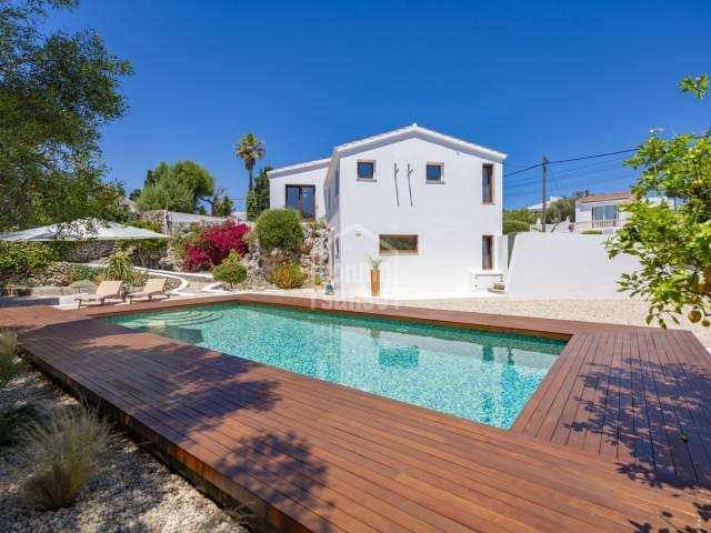 4 sypialnia Willa na sprzedaż w Es Castell z basenem - 695 000 € (Ref: 9889344)