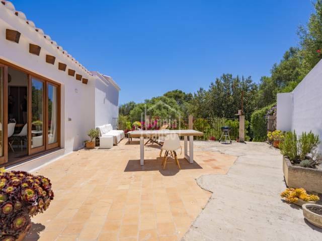 4 sypialnia Willa na sprzedaż w Es Castell z basenem - 695 000 € (Ref: 9889344)
