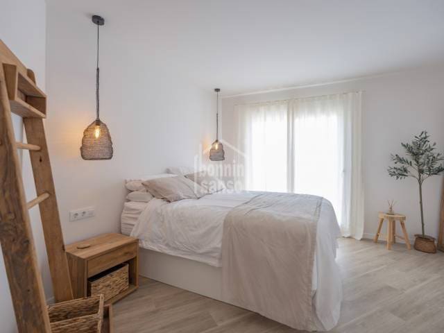 4 bedroom Flat for sale in Mahon / Mao with garage - € 495,000 (Ref: 9911808)