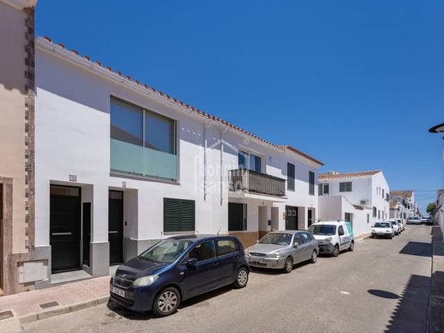 2 bedroom Flat for sale in San Luis / Sant Lluis - € 450,000 (Ref: 9922909)