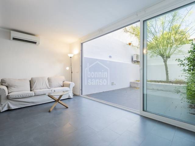 2 bedroom Flat for sale in Mahon / Mao - € 315,000 (Ref: 9929869)
