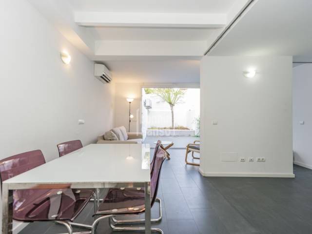 2 bedroom Flat for sale in Mahon / Mao - € 315,000 (Ref: 9929869)
