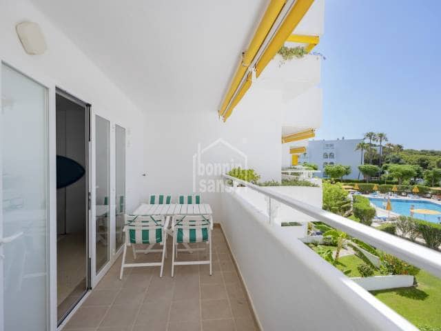 2 soveværelse Strandlejlighed til salg i El Migjorn Gran / Es Migjorn Gran med swimmingpool - € 425.000 (Ref: 9932122)