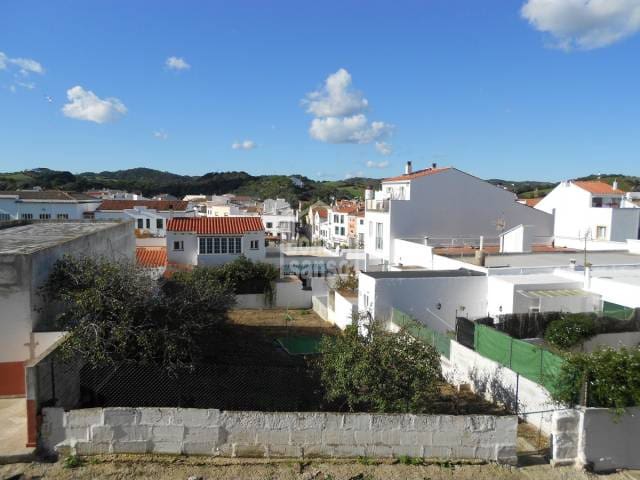 3 bedroom Flat for sale in Es Mercadal with garage - € 275,000 (Ref: 9932123)