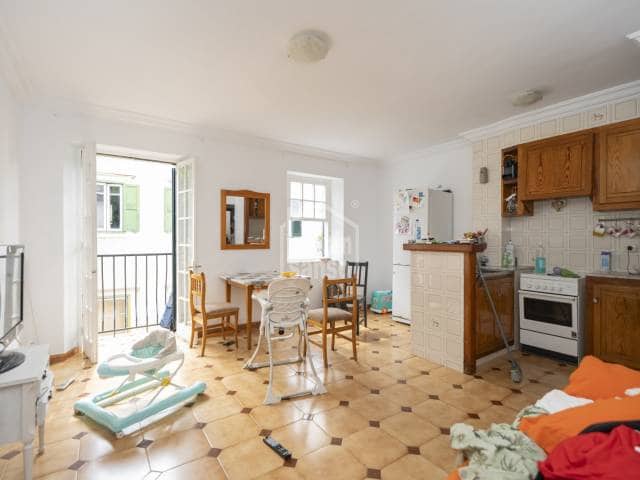 8 bedroom Flat for sale in Mahon / Mao - € 775,000 (Ref: 9934910)