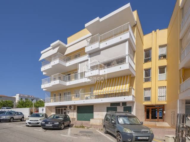 4 Zimmer Wohnung zu verkaufen in Mahon / Mao mit Pool Garage - 630.000 € (Ref: 9936671)
