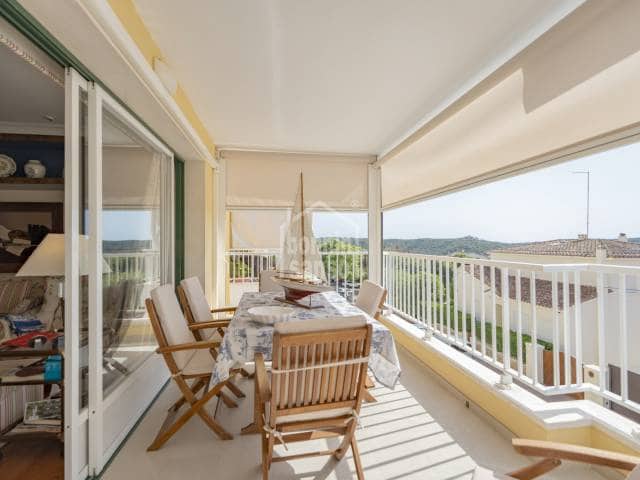 4 Zimmer Wohnung zu verkaufen in Mahón / Maó mit Pool Garage - 630.000 € (Ref: 9936671)