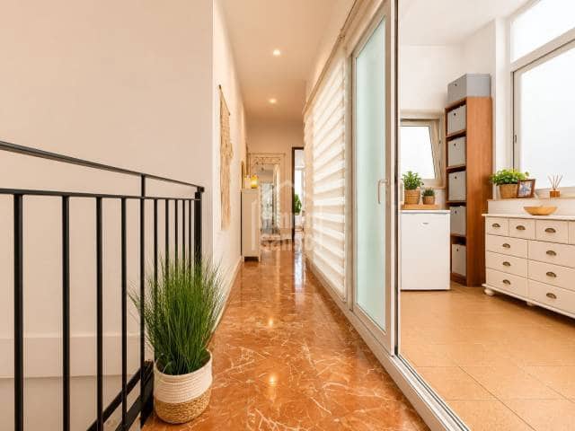 4 soveværelse Strandlejlighed til salg i Ciutadella, Ciutadella de Menorca med garage - € 582.000 (Ref: 9956304)