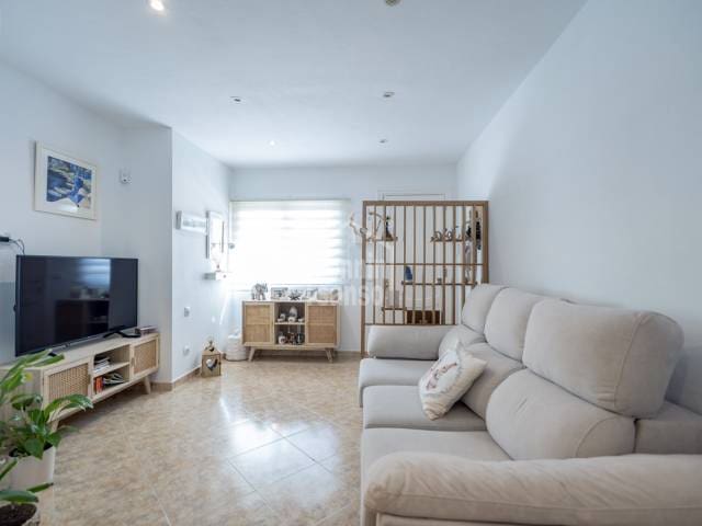 2 soverom Leilighet til salgs i Es Castell - € 295 000 (Ref: 9958814)