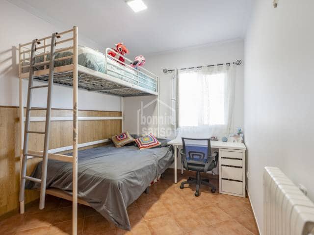3 Zimmer Villa zu verkaufen in Alayor / Alaior mit Pool Garage - 780.000 € (Ref: 9973963)