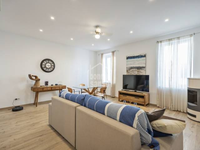 3 bedroom Penthouse for sale in Mahon / Mao with garage - € 890,000 (Ref: 9985289)