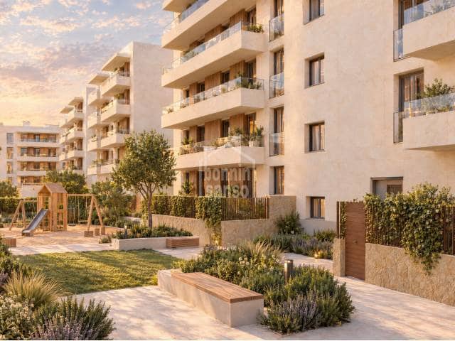 3 slaapkamer Flat te koop in Mahón / Maó met garage - € 380.000 (Ref: 9986092)