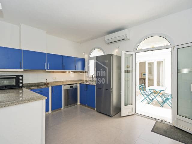 4 soverom Hus til salgs i Mahón / Maó - € 450 000 (Ref: 9990920)