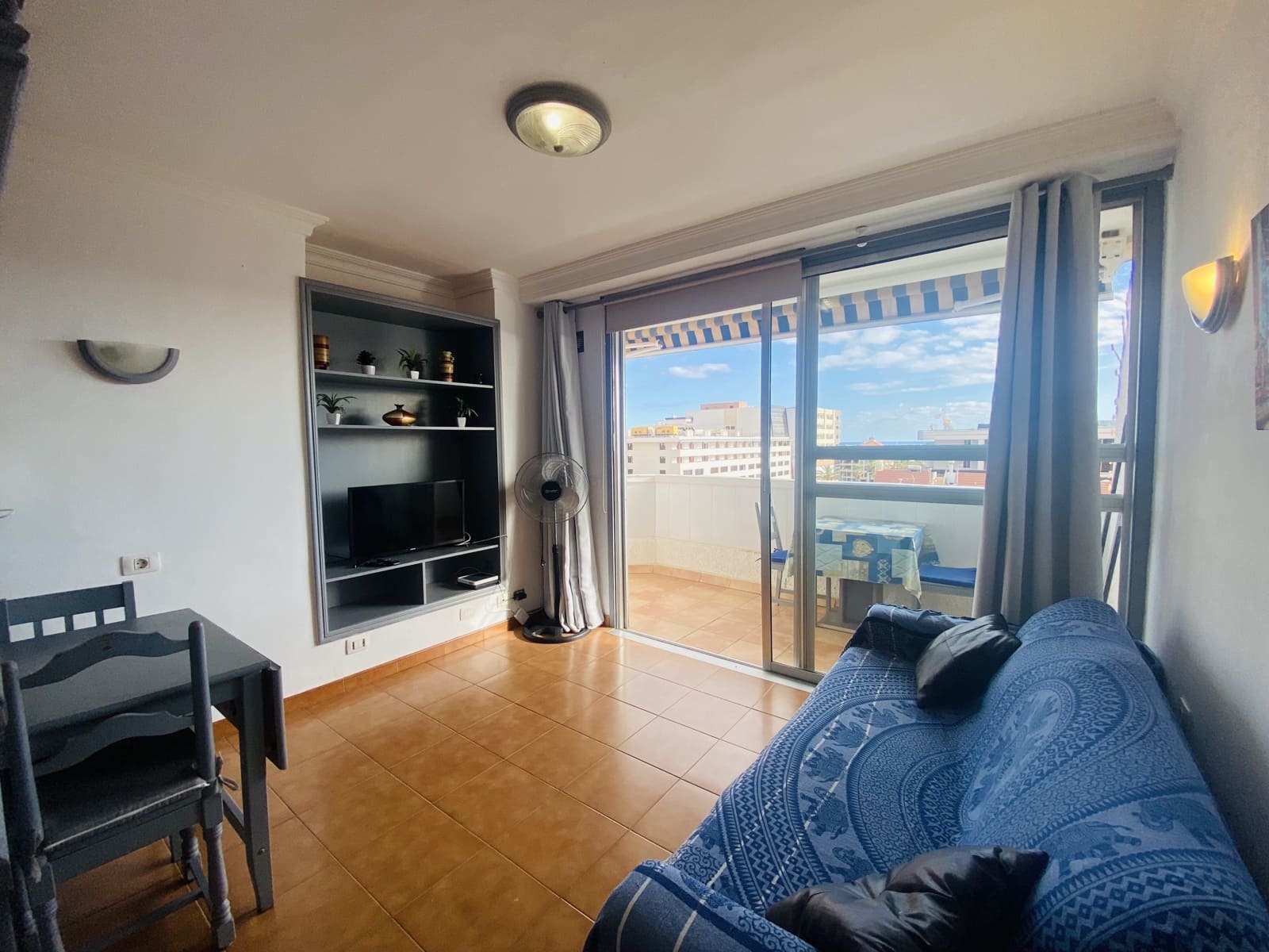 1 Zimmer Apartment zu verkaufen in Playa de las Americas mit Pool - 275.000 € (Ref: 10073130)