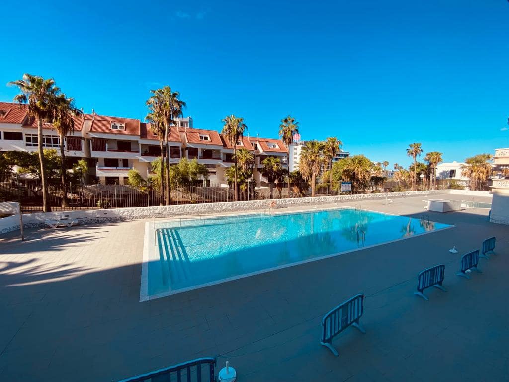 1 sypialnia Apartament na sprzedaż w Playa de las Americas z basenem - 275 000 € (Ref: 10073131)