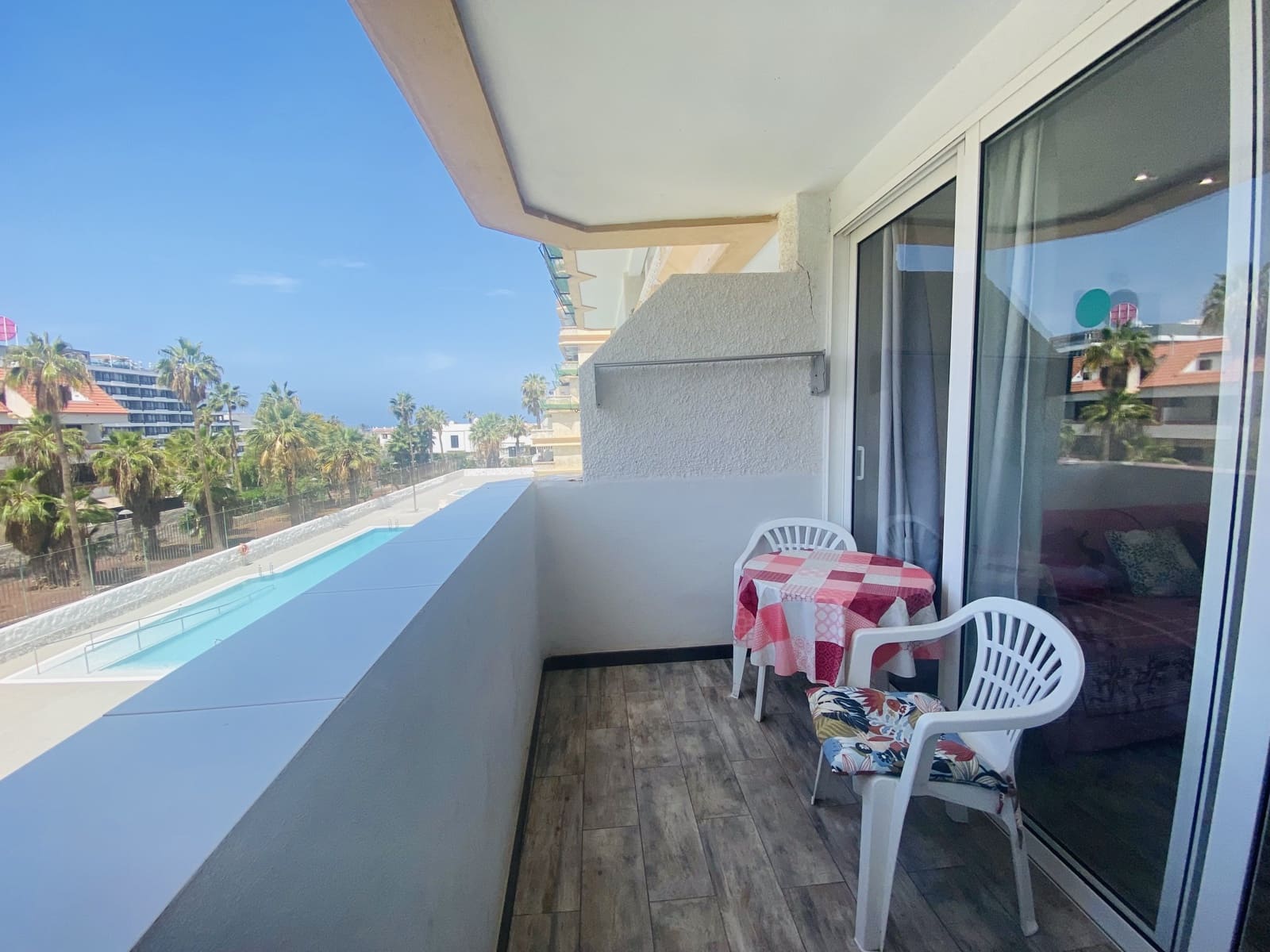 1 sypialnia Apartament na sprzedaż w Playa de las Americas z basenem - 275 000 € (Ref: 10073131)
