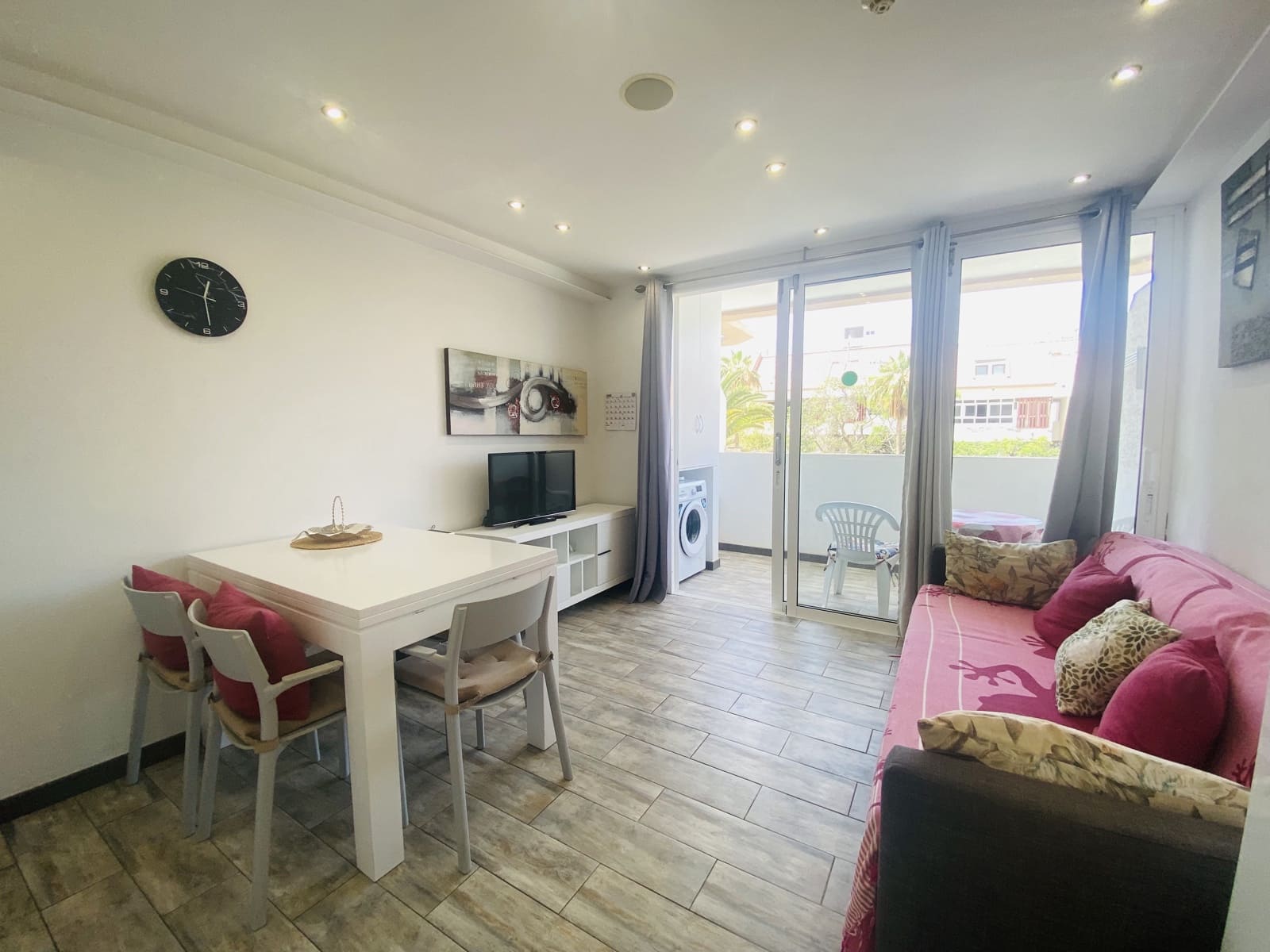 1 sypialnia Apartament na sprzedaż w Playa de las Americas z basenem - 275 000 € (Ref: 10073131)